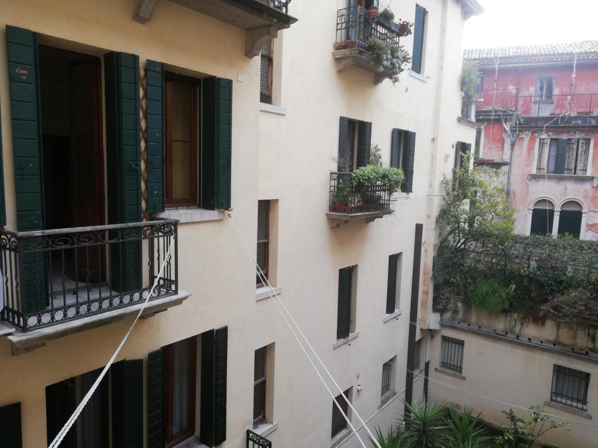 Laura Apartment Venice Luaran gambar